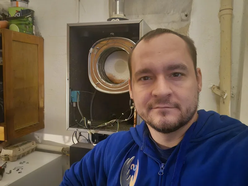 Otwarcie wnętrza kotła — serwis